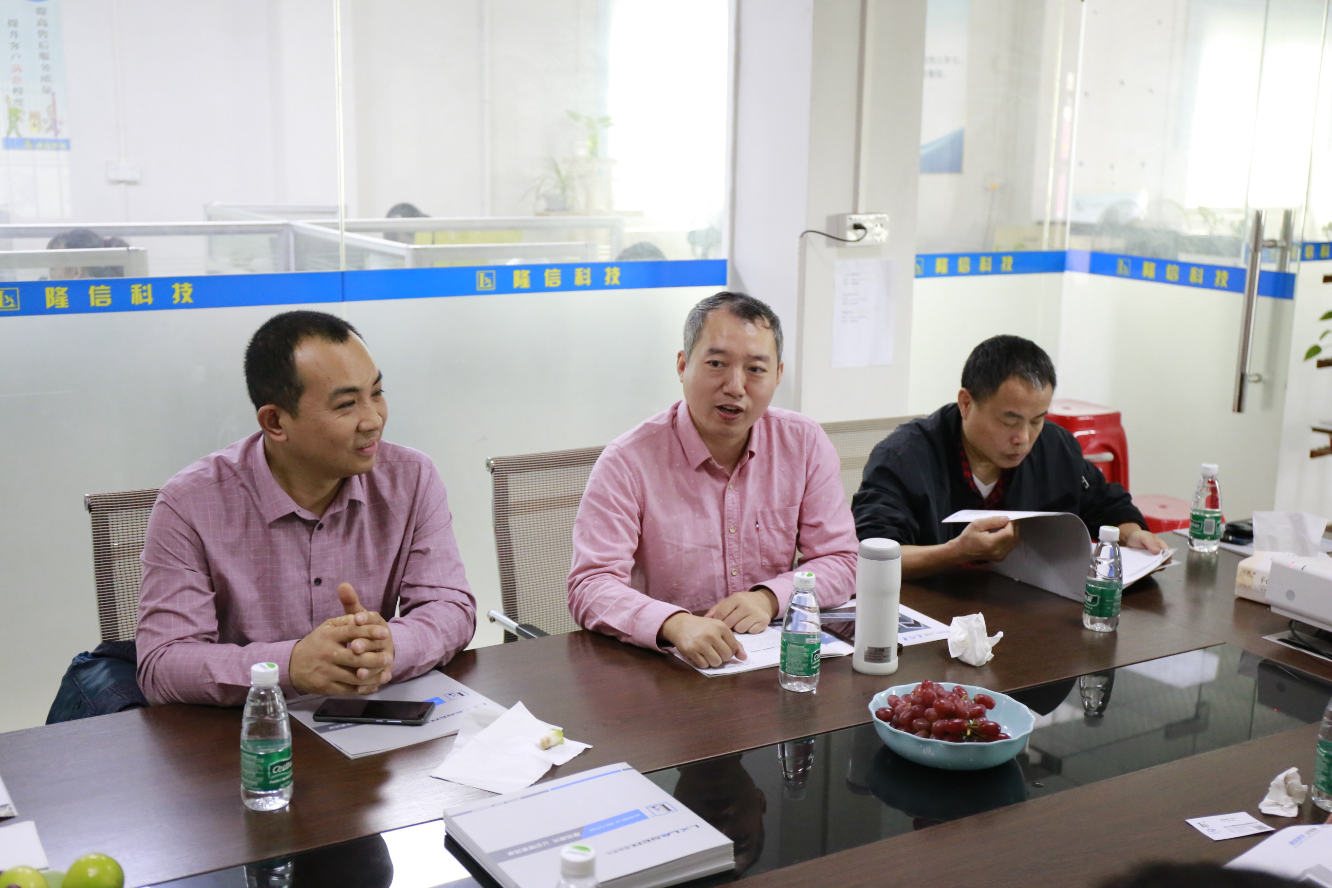In depth visits to laser enterprises to promote cooperation and exchange