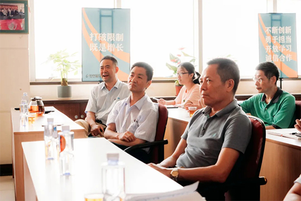 Big names talk about the development trend of intelligent manufacturing--And the mid year summary meeting of 2020 STRONG TECHNOLOGY was successfully held.