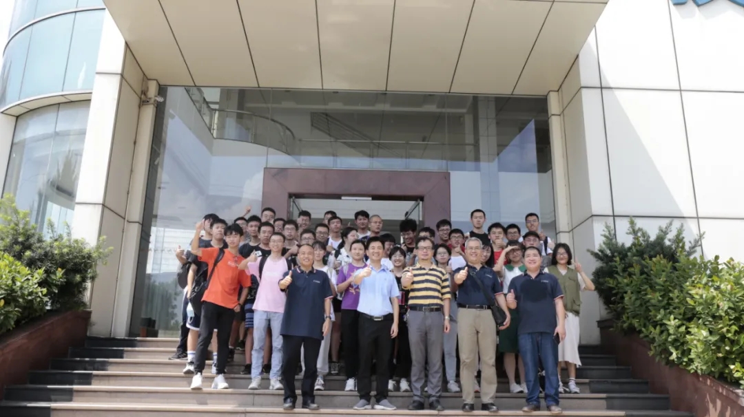 华南理工大学欧阳教授创新材料班前来世创科技参观学习